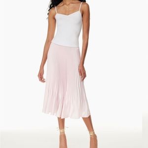 Aritzia twirl pleated skirt
